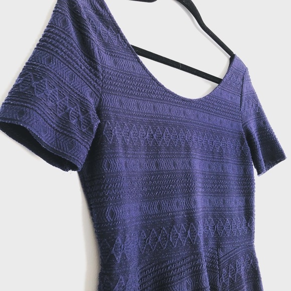 ✨2/$30✨ H&M NAVY DRESS - Picture 3 of 4